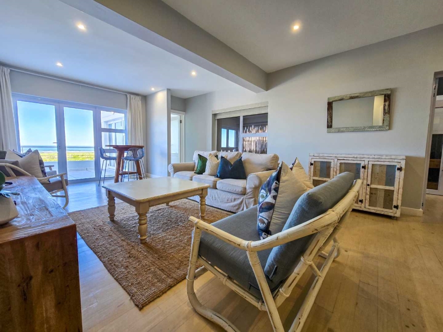 4 Bedroom Property for Sale in Stilbaai Oos Western Cape